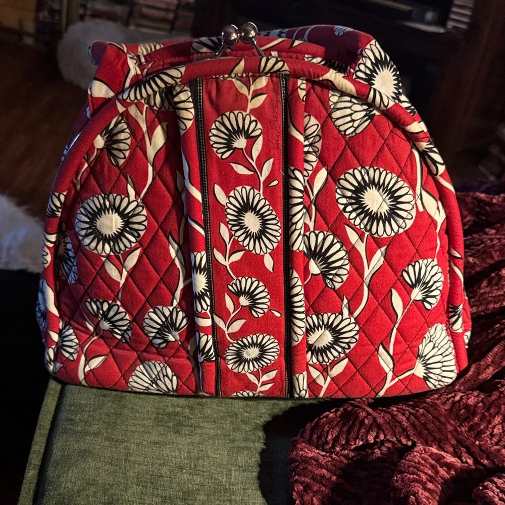 Vera Bradley Red and White Daisy Purse